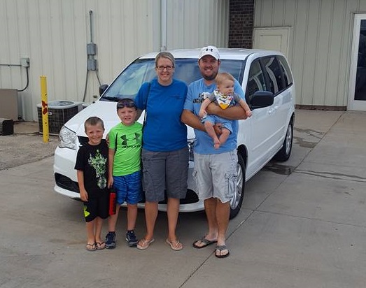  Independence Iowa Dodge Grand Caravan Dealer